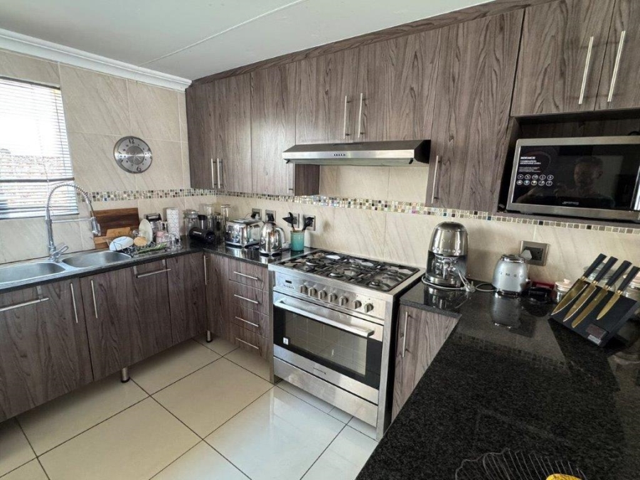 3 Bedroom Property for Sale in Pomona Gauteng