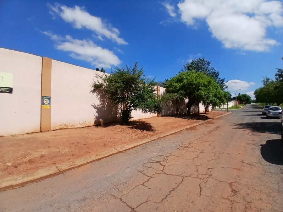 3 Bedroom Property for Sale in Witpoortjie Gauteng