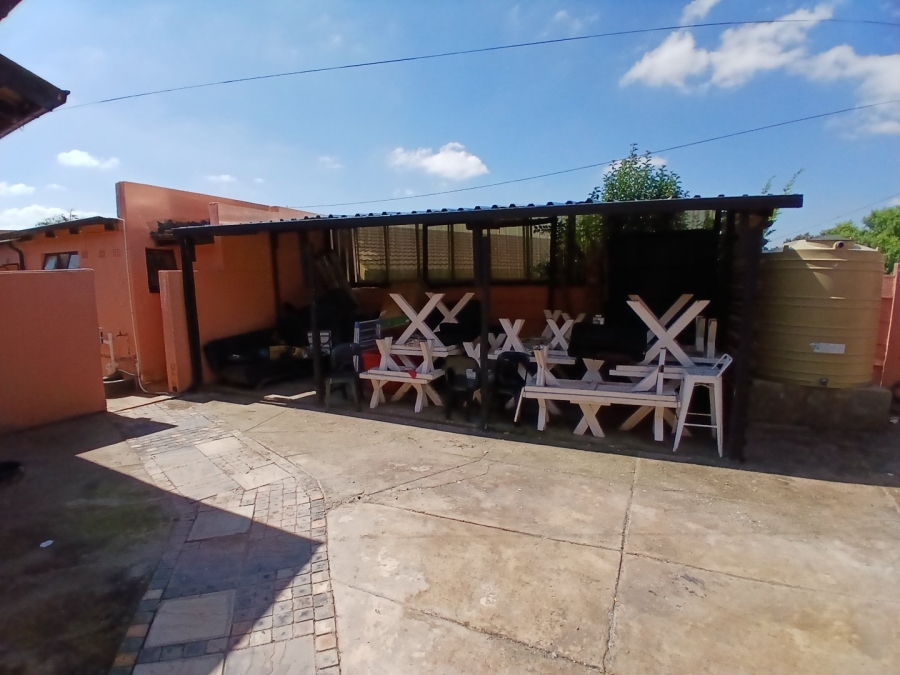 3 Bedroom Property for Sale in Witpoortjie Gauteng