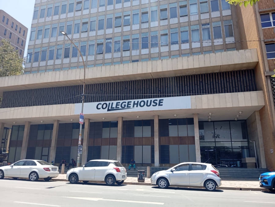 To Let 1 Bedroom Property for Rent in Braamfontein Gauteng