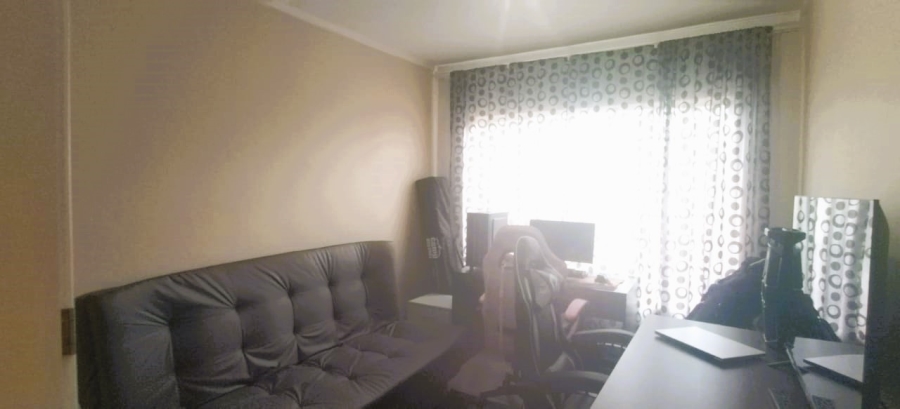 2 Bedroom Property for Sale in The Reeds Gauteng