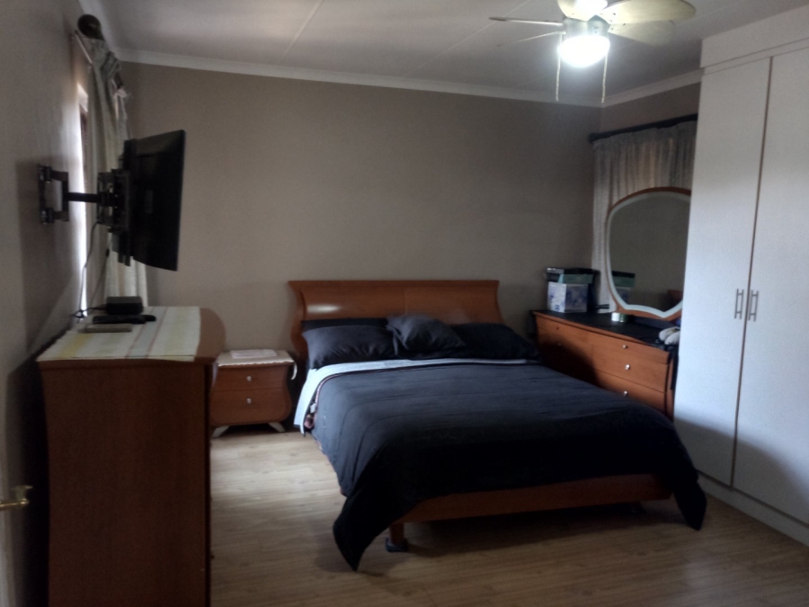 3 Bedroom Property for Sale in Clubview Gauteng