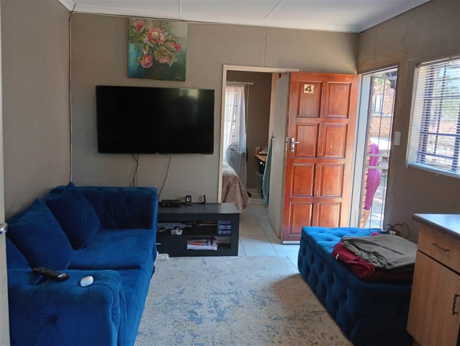 1 Bedroom Property for Sale in Philip Nel Park Gauteng