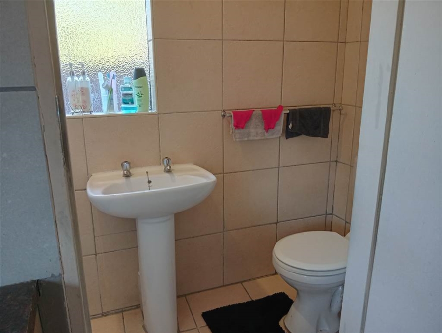 1 Bedroom Property for Sale in Philip Nel Park Gauteng