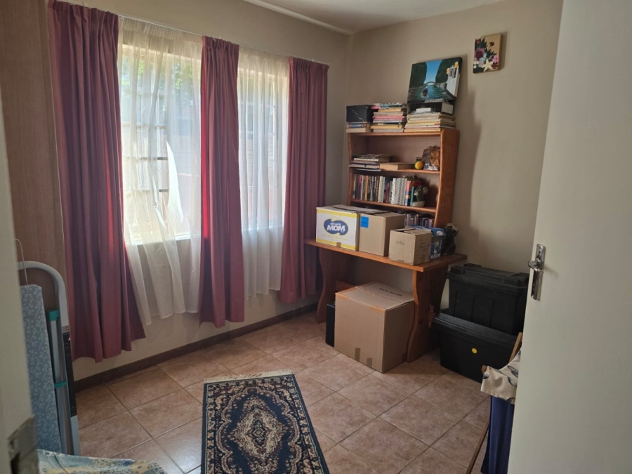 2 Bedroom Property for Sale in Montana Gauteng