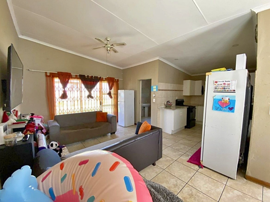 4 Bedroom Property for Sale in Lambton Gardens Gauteng