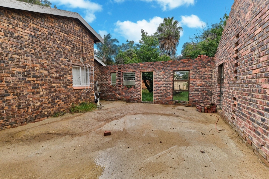 2 Bedroom Property for Sale in Wilgeheuwel Gauteng