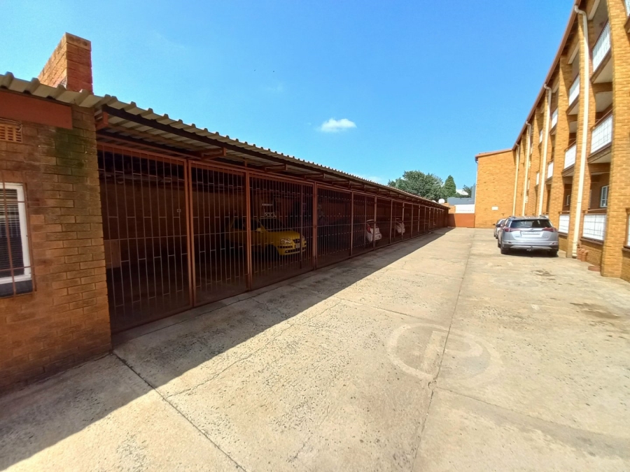 2 Bedroom Property for Sale in Symhurst Gauteng