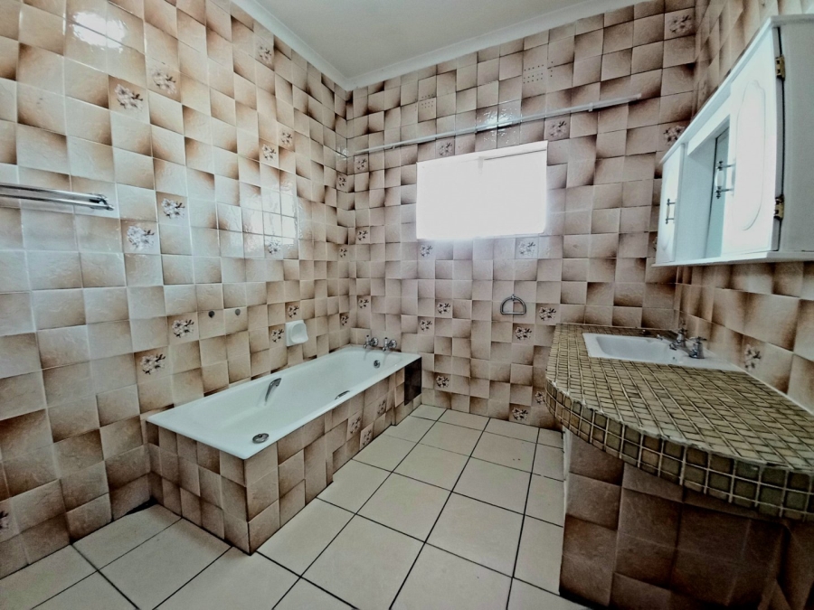 2 Bedroom Property for Sale in Symhurst Gauteng