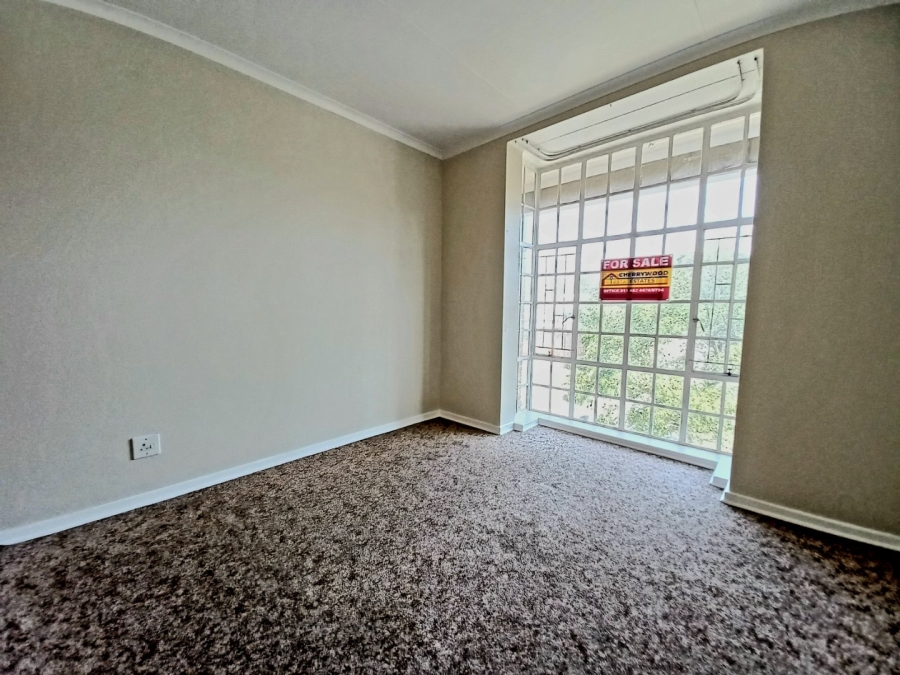 2 Bedroom Property for Sale in Symhurst Gauteng