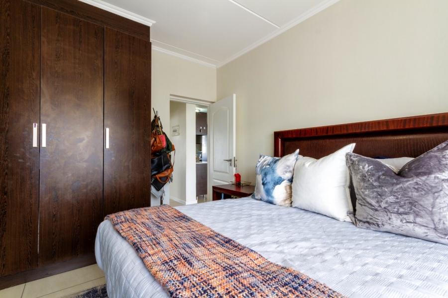  Bedroom Property for Sale in Greenstone Ridge Gauteng