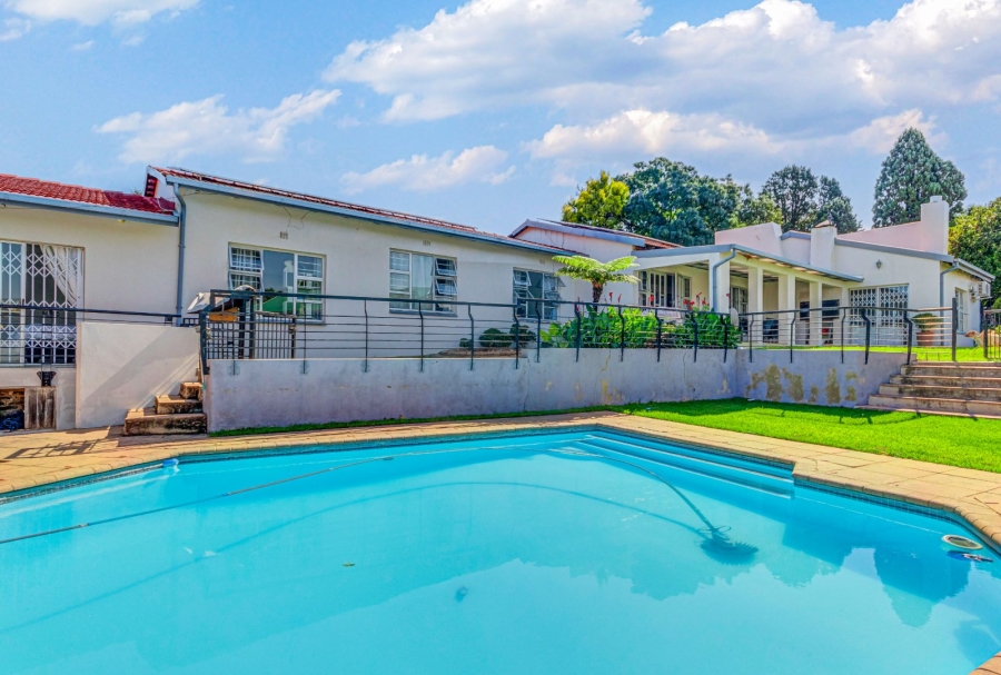 4 Bedroom Property for Sale in Weltevreden Park Gauteng