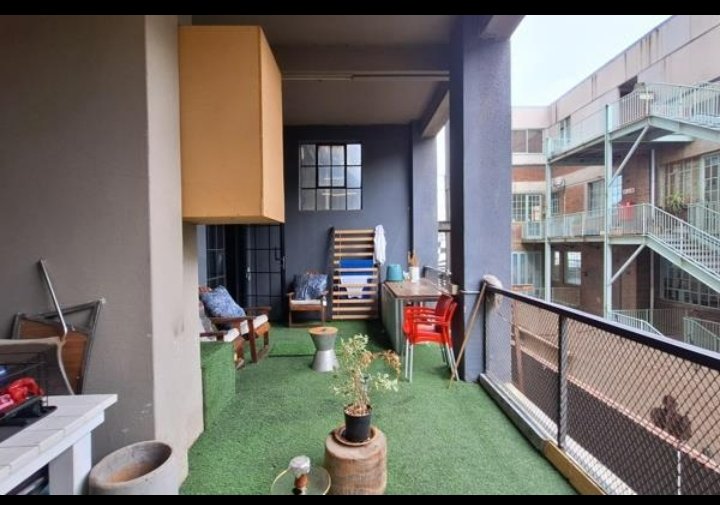 1 Bedroom Property for Sale in Maboneng Gauteng