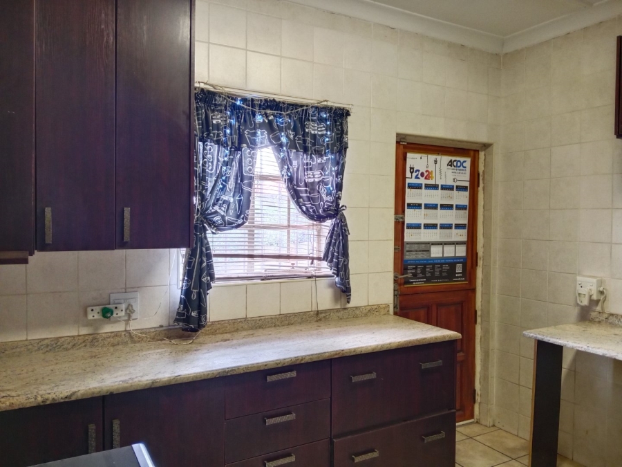  Bedroom Property for Sale in Gerdview Gauteng