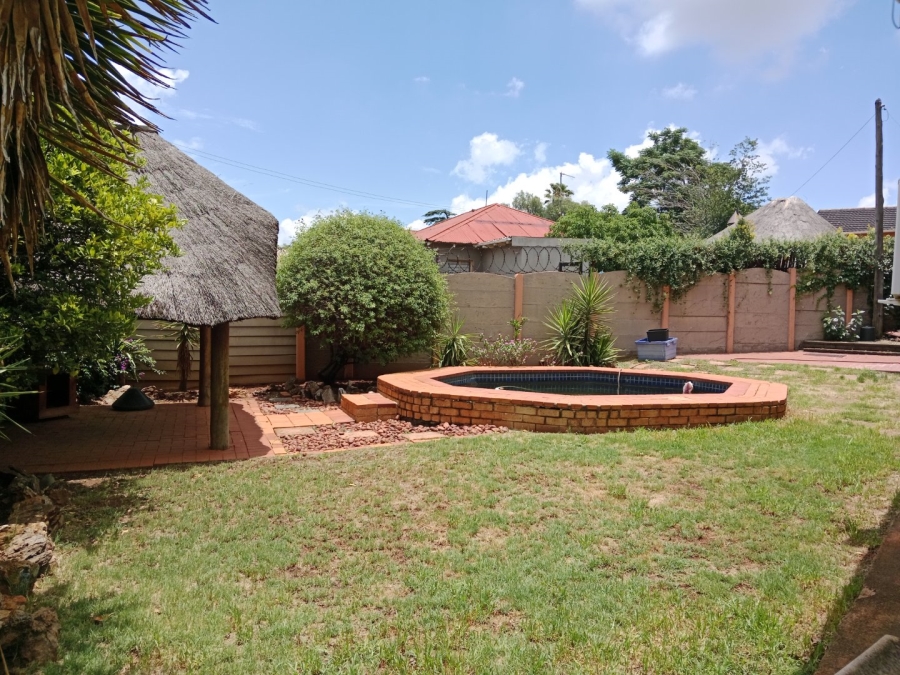  Bedroom Property for Sale in Gerdview Gauteng