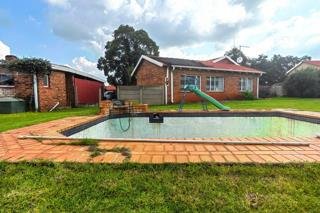 3 Bedroom Property for Sale in Casseldale Gauteng