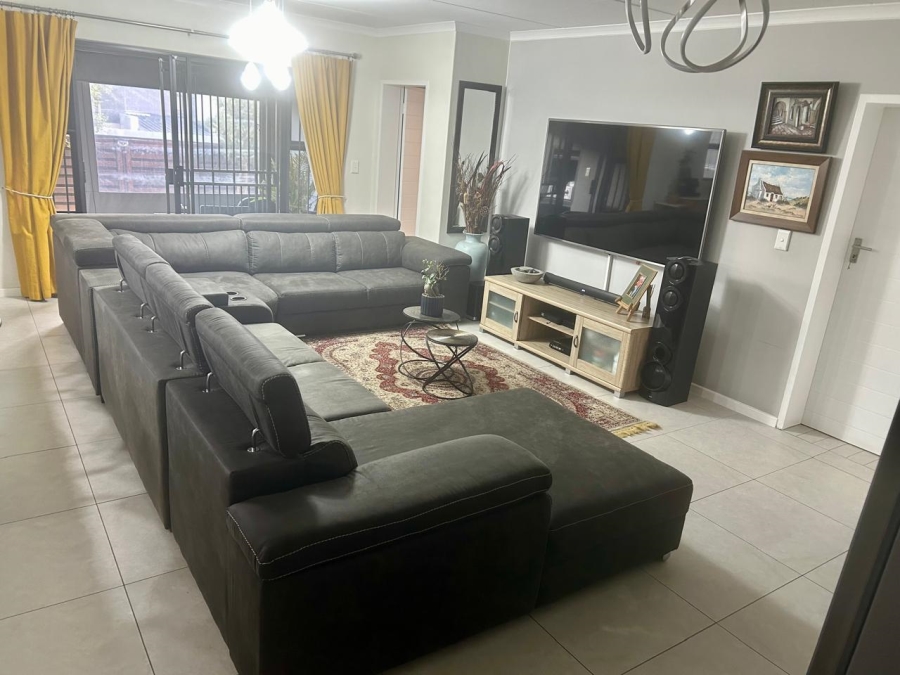 3 Bedroom Property for Sale in Modderfontein Gauteng