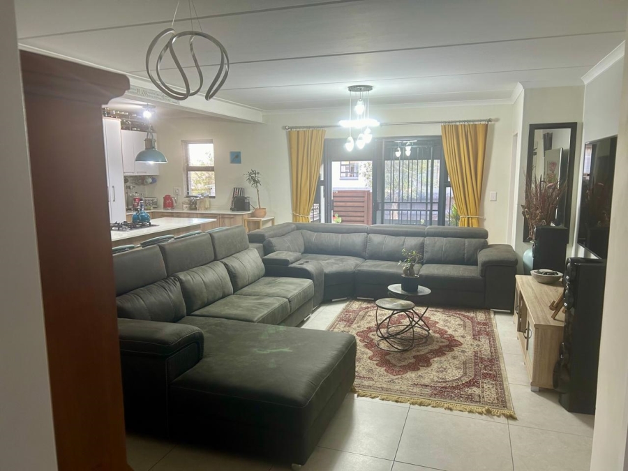 3 Bedroom Property for Sale in Modderfontein Gauteng