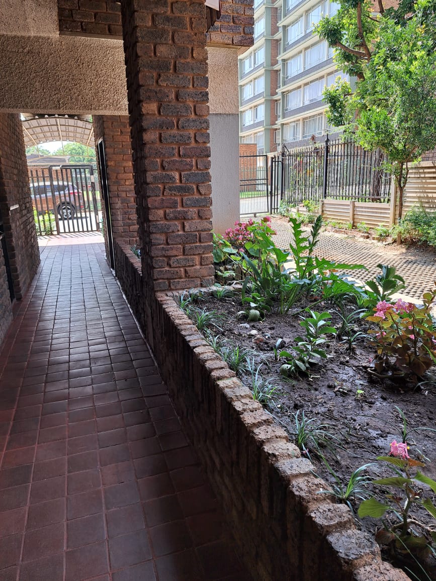 6 Bedroom Property for Sale in Sunnyside Gauteng