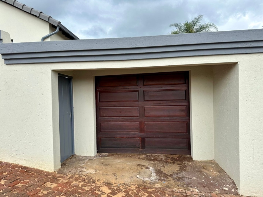 4 Bedroom Property for Sale in Philip Nel Park Gauteng