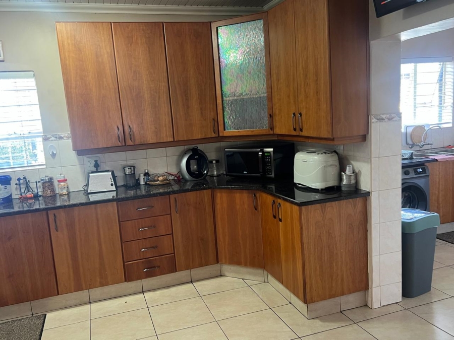 4 Bedroom Property for Sale in Albemarle Gauteng