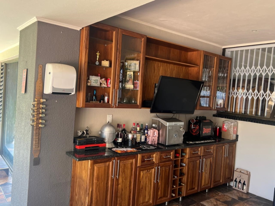 4 Bedroom Property for Sale in Albemarle Gauteng