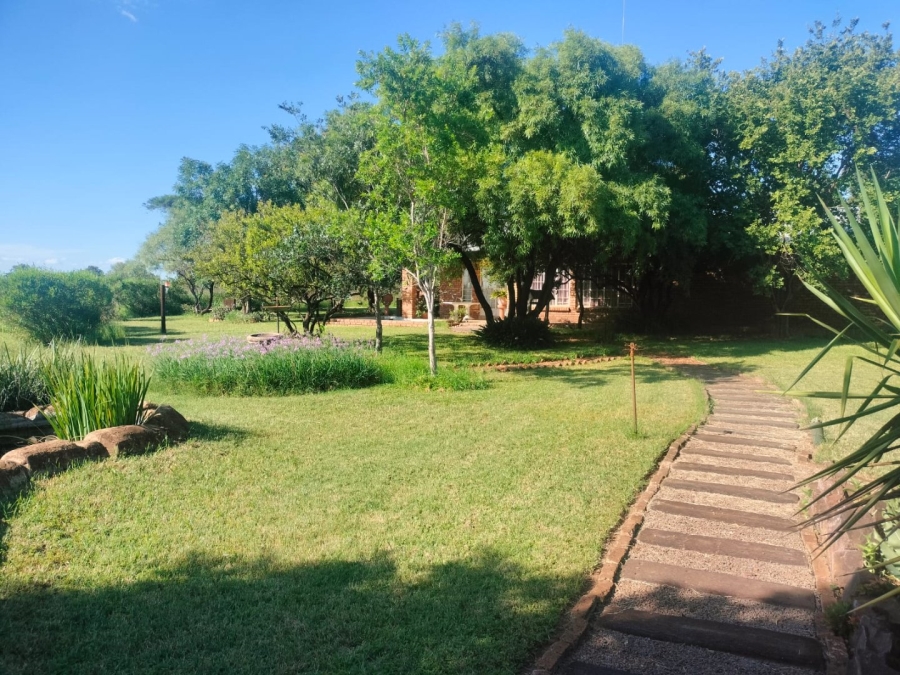 6 Bedroom Property for Sale in Cullinan Rural Gauteng