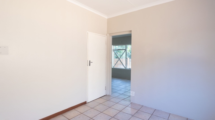 5 Bedroom Property for Sale in Lyttelton Manor Gauteng