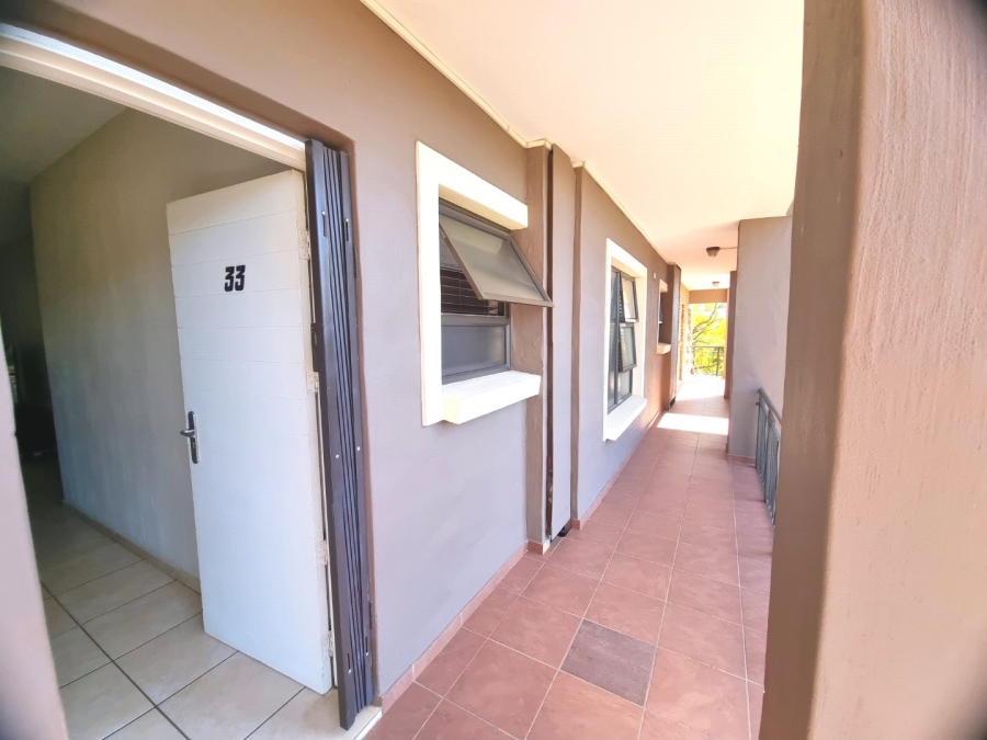 3 Bedroom Property for Sale in Mulbarton Gauteng