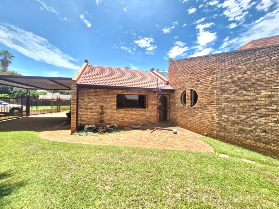 3 Bedroom Property for Sale in Doornpoort Gauteng