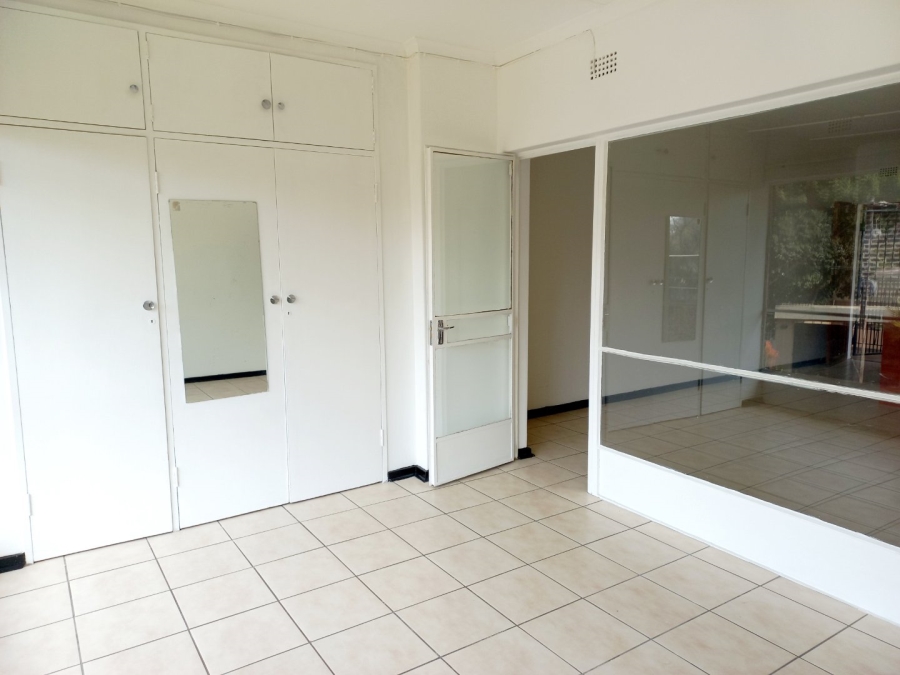 1 Bedroom Property for Sale in Ferndale Gauteng