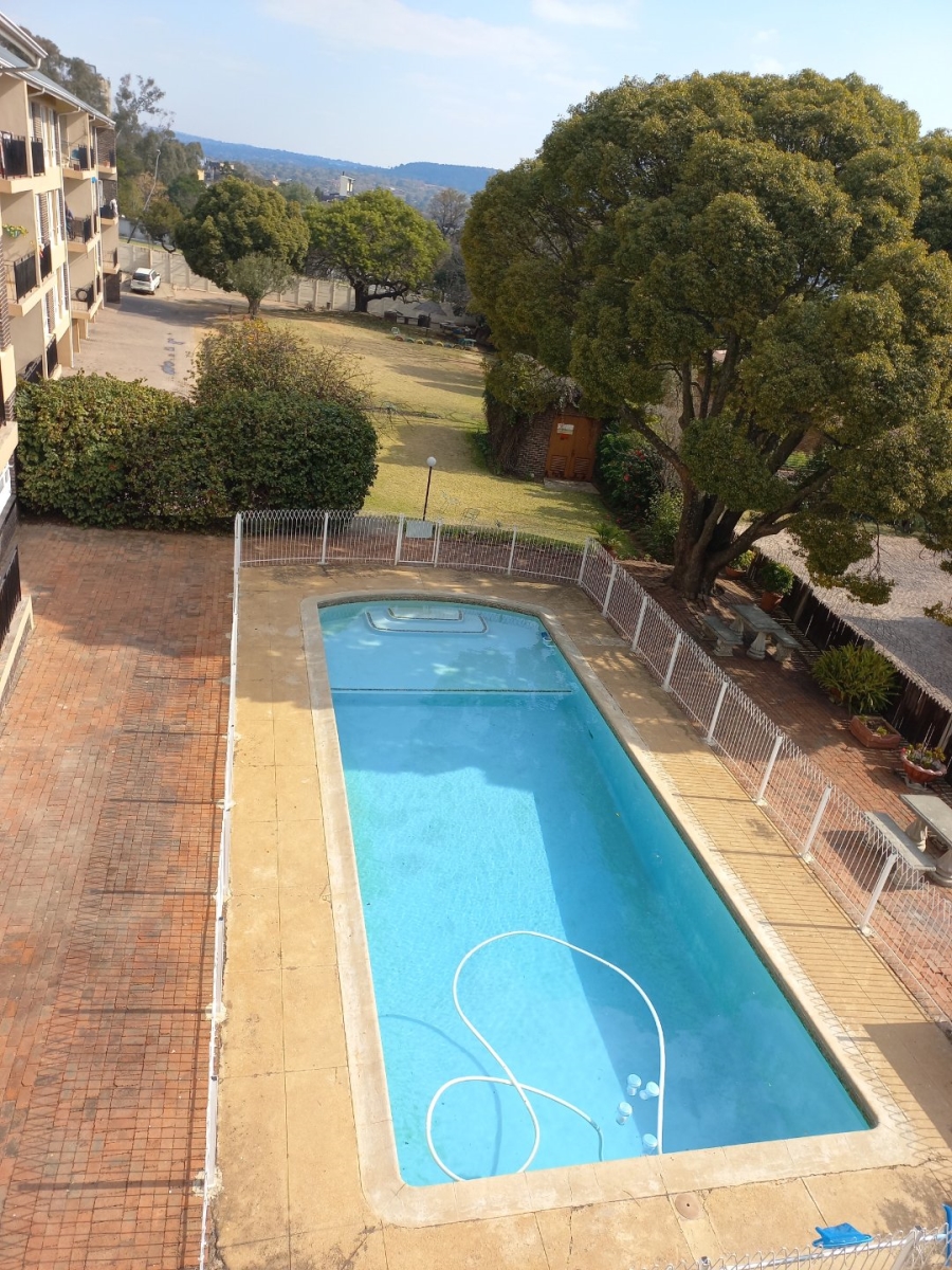 1 Bedroom Property for Sale in Ferndale Gauteng