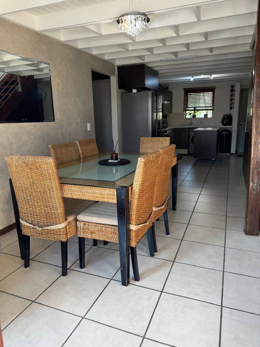 2 Bedroom Property for Sale in Broadacres Gauteng