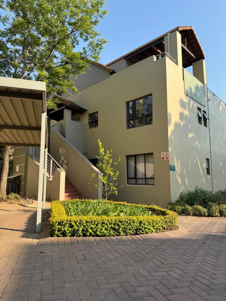 2 Bedroom Property for Sale in Broadacres Gauteng