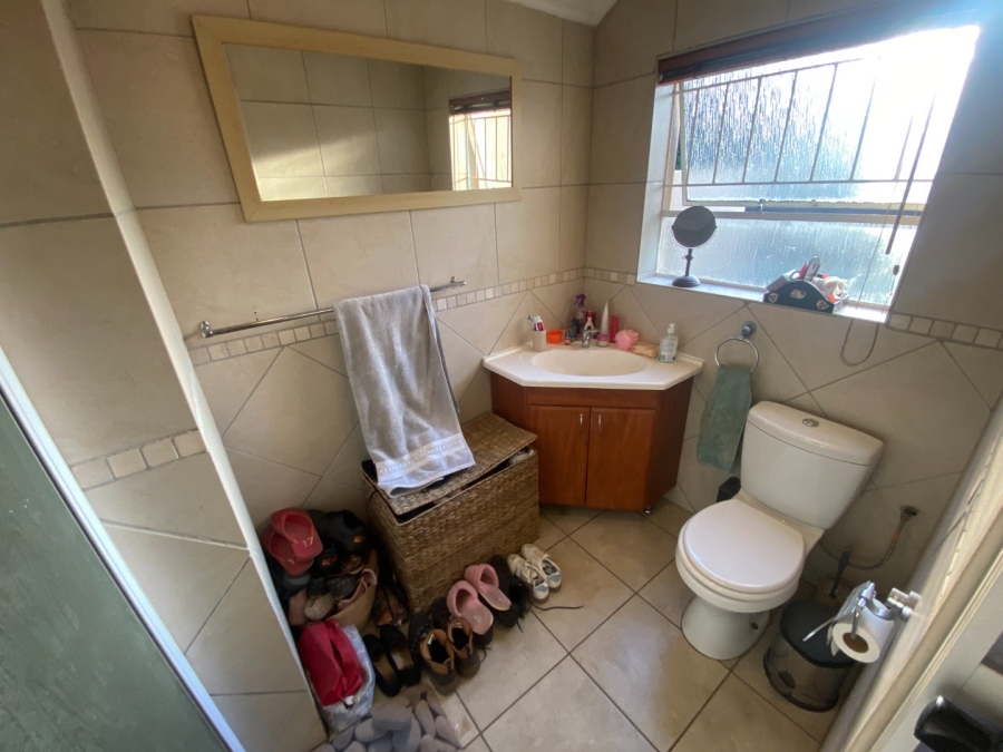 3 Bedroom Property for Sale in Doringkloof Gauteng