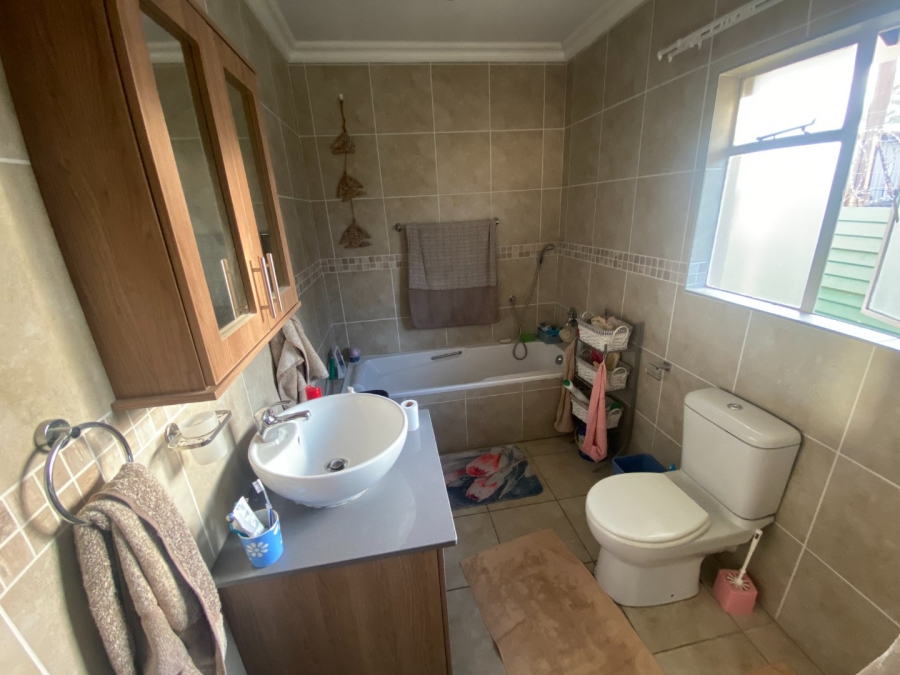 3 Bedroom Property for Sale in Doringkloof Gauteng