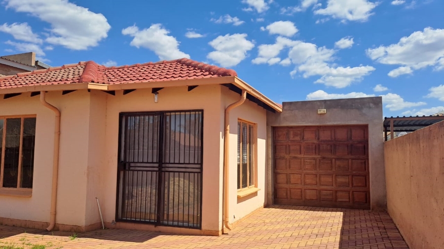 3 Bedroom Property for Sale in The Orchards Gauteng