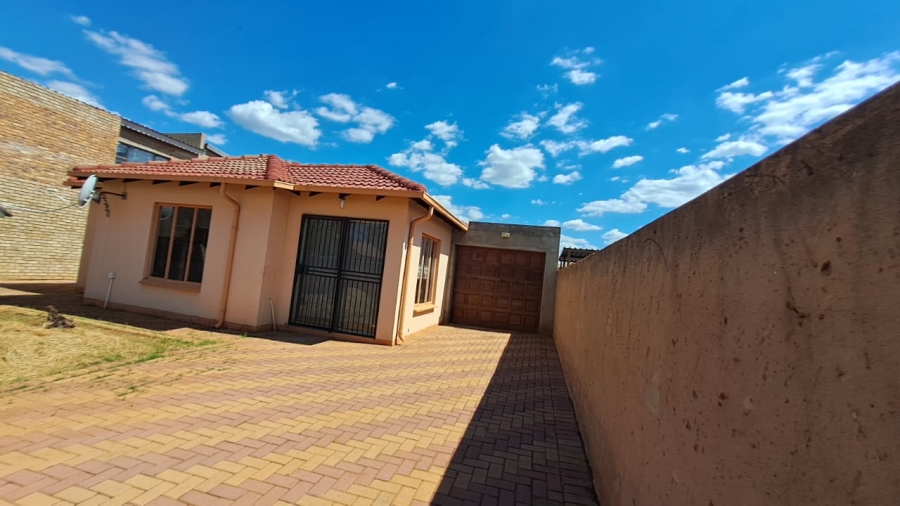 3 Bedroom Property for Sale in The Orchards Gauteng