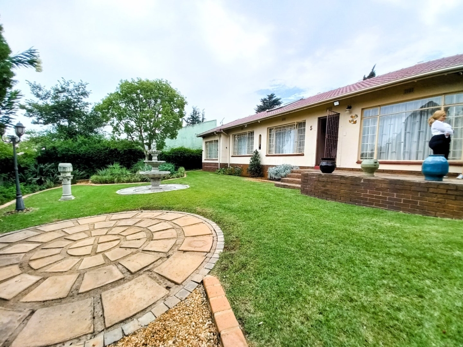 3 Bedroom Property for Sale in Croydon Gauteng