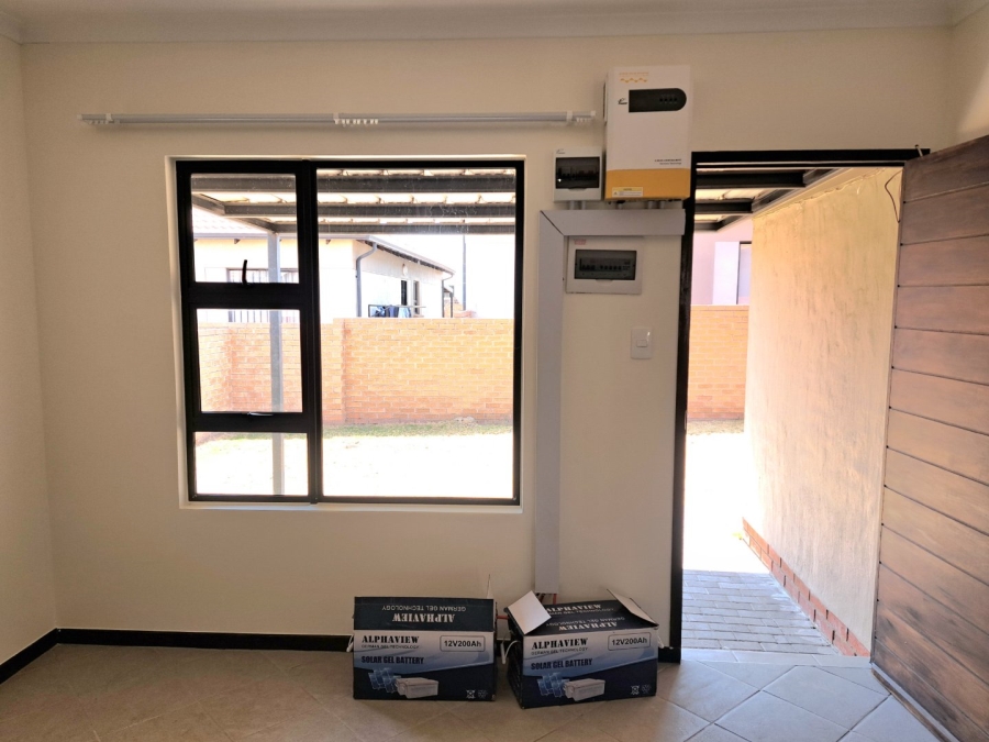 2 Bedroom Property for Sale in The Reeds Gauteng