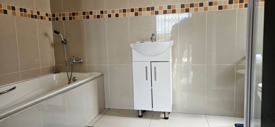 To Let 2 Bedroom Property for Rent in Winchester Hills Gauteng