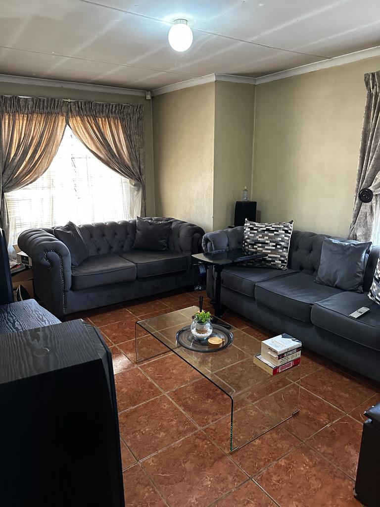 3 Bedroom Property for Sale in Clayville Industria Gauteng