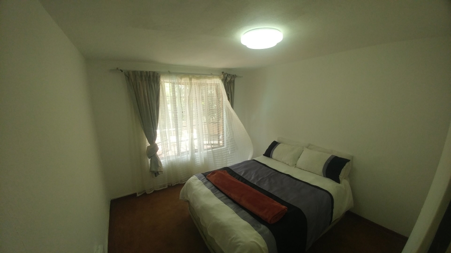 5 Bedroom Property for Sale in Amandasig Gauteng