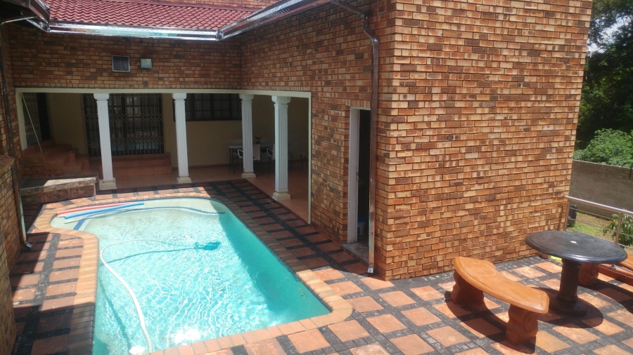 5 Bedroom Property for Sale in Amandasig Gauteng