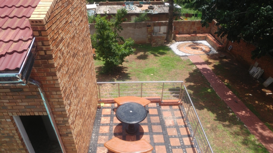 5 Bedroom Property for Sale in Amandasig Gauteng