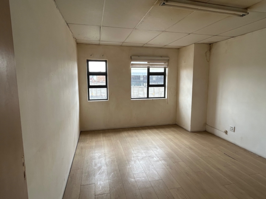 Commercial Property for Sale in Anderbolt Gauteng