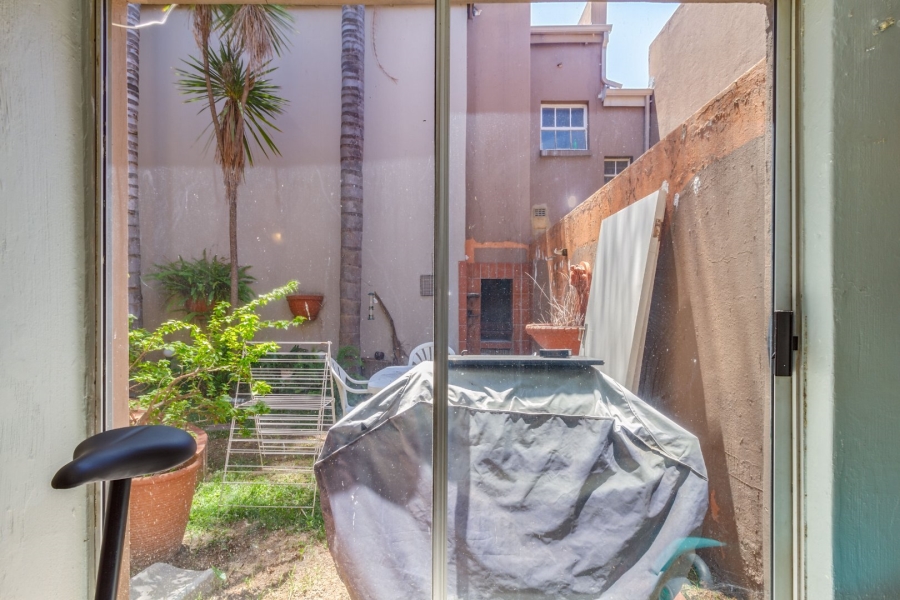 3 Bedroom Property for Sale in Corlett Gardens Gauteng