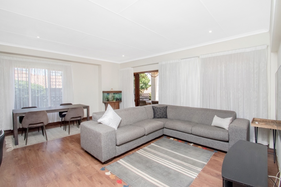 2 Bedroom Property for Sale in Paulshof Gauteng