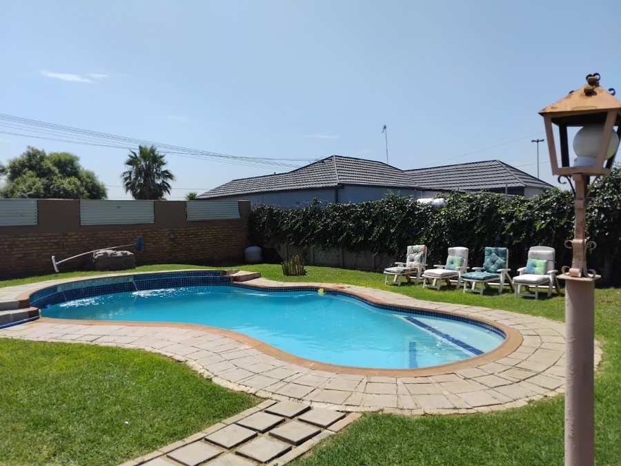 3 Bedroom Property for Sale in Primrose Gauteng