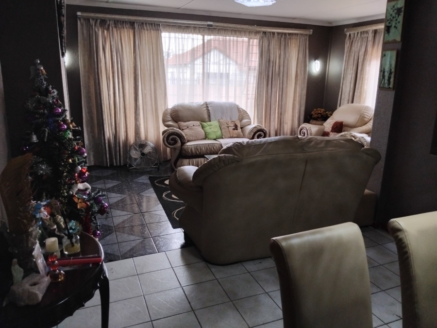 3 Bedroom Property for Sale in Primrose Gauteng